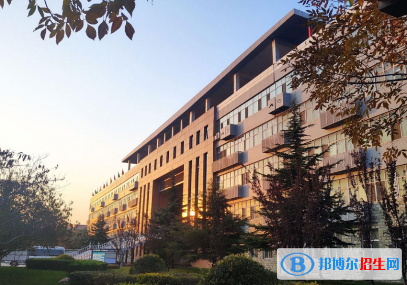 邯鄲工程技術(shù)學(xué)校2022年學(xué)費(fèi)、收費(fèi)多少