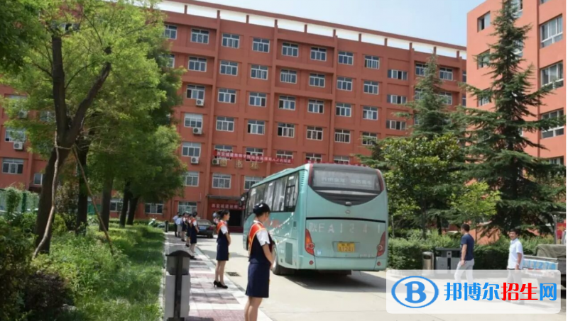 西安城建技師學(xué)院2022年招生要求，報(bào)名條件有哪些