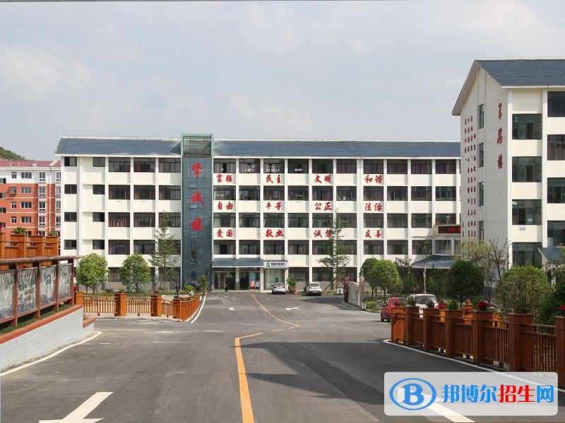 src=http://www.qirb.com.cn/skin/zhaosheng/image/nopic.gif