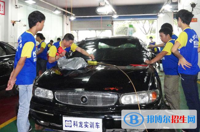 玉溪工業(yè)財(cái)貿(mào)學(xué)校2022年有哪些專業(yè)