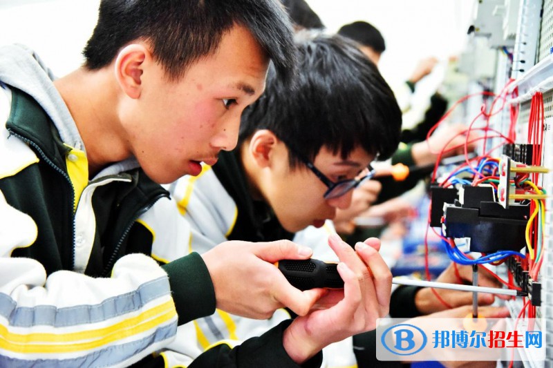 文山職業(yè)高級中學2022年招生錄取分數(shù)線