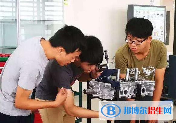 蘭州2022年汽修學校什么專業(yè)適合男生