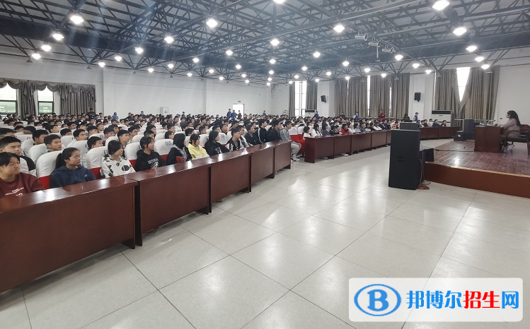 重慶榮昌區(qū)職業(yè)教育中心2022年報名條件、招生要求、招生對象