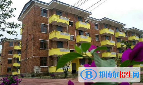 黔南民族衛(wèi)生學(xué)校怎么樣、好不好