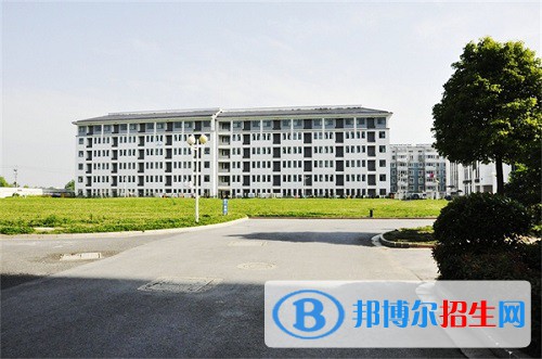 揚州高等職業(yè)技術(shù)學(xué)校2022年報名條件、招生要求、招生對象