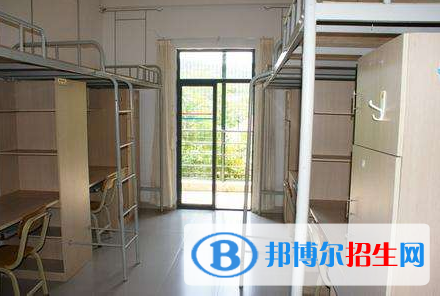 成都東部新區(qū)三岔湖高級(jí)中學(xué)2022年宿舍條件