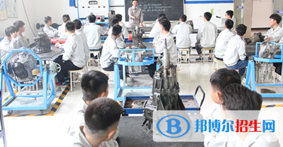 成都2022年汽修學校是什么意思