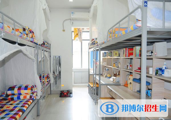 成都七中萬達學(xué)校通錦校區(qū)2022年宿舍條件