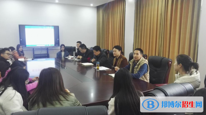 成都七中萬達學校通錦校區(qū)2022年招生辦聯(lián)系電話