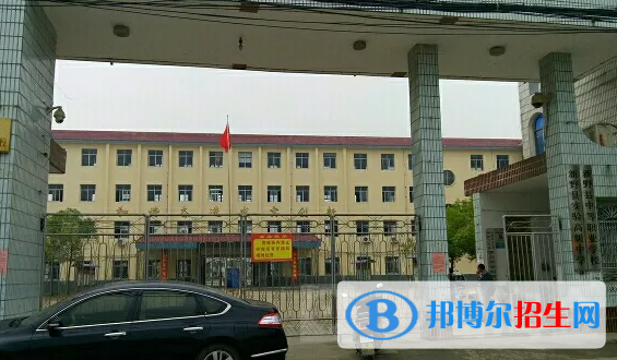 新野縣中等職業(yè)學校2022年招生錄取分數(shù)線
