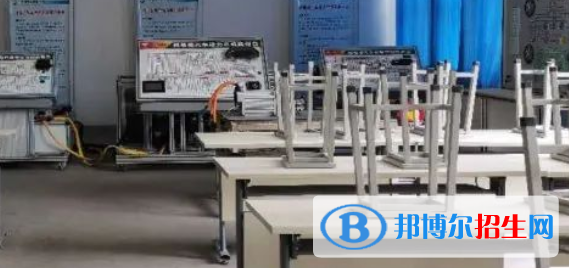 成都2022年適合女生的汽修學(xué)校專業(yè)