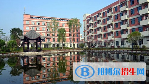 青神中學2022年宿舍條件