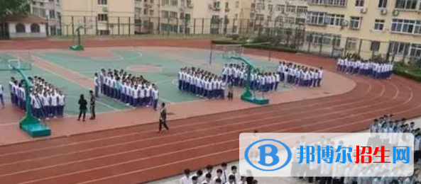 青島旅游學(xué)校2022年學(xué)費(fèi)、收費(fèi)多少
