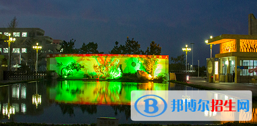 山東濰坊工業(yè)學(xué)校2022年學(xué)費(fèi)、收費(fèi)多少