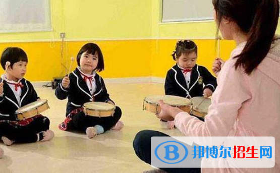 南京2022年幼師學校理論包括什么