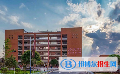 新化縣楚怡工業(yè)學(xué)校2022年報(bào)名條件、招生要求、招生對象