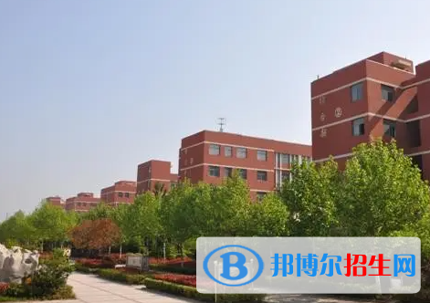 新蔡職業(yè)中等專業(yè)學(xué)校2022年報名條件、招生要求、招生對象