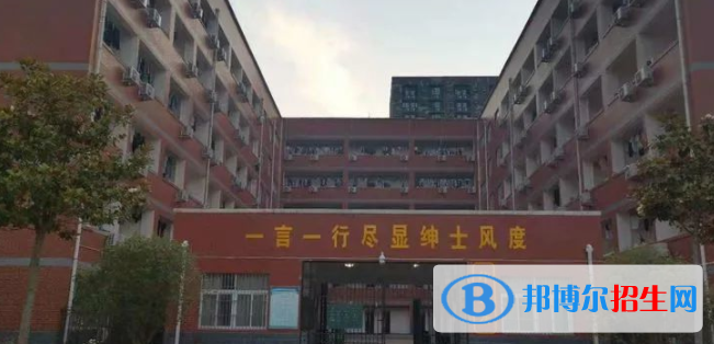 淮陽(yáng)職業(yè)中等專業(yè)學(xué)校2022年宿舍條件