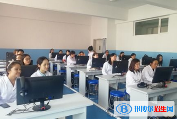 西寧衛(wèi)生職業(yè)技術(shù)學(xué)校2022年有哪些專(zhuān)業(yè) 