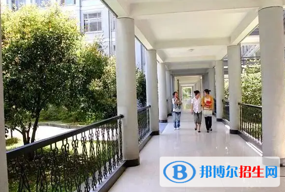 安吉上墅私立高級中學(xué)2022年報名時間