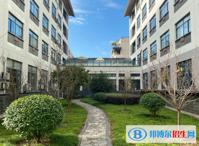 浙江常春藤國際高中2022年錄取分數(shù)線