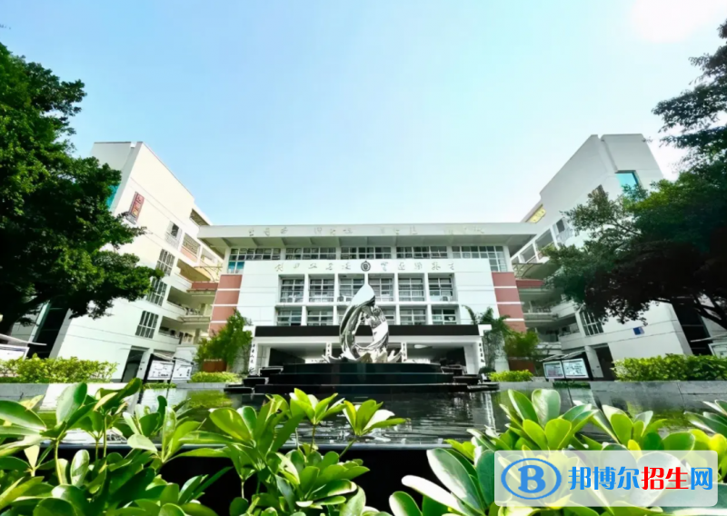 成都七中嘉祥外國語學校國際高中怎么樣