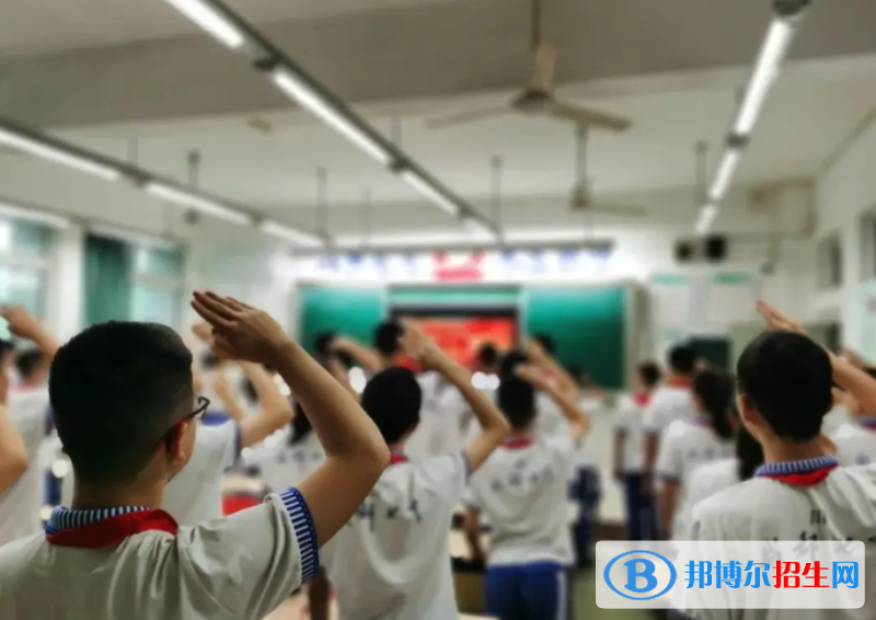 成都七中萬達學(xué)校國際部靠譜嗎
