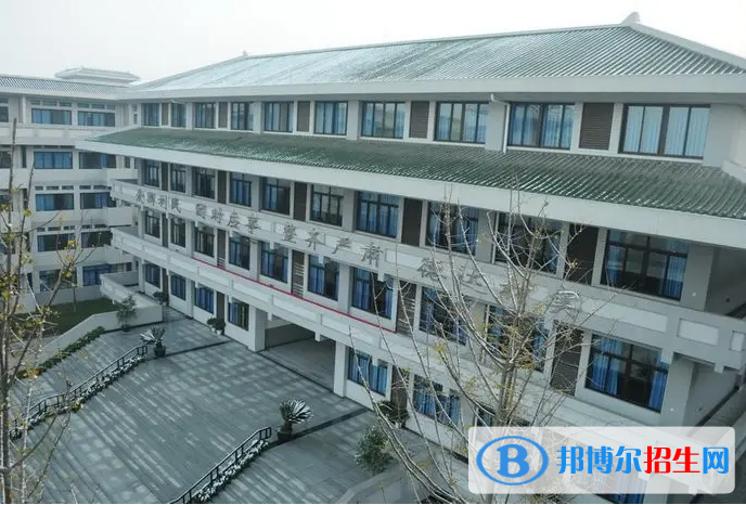 成都石室中學(xué)劍橋國際高中2022年報(bào)名時(shí)間