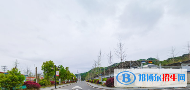 三都水族自治縣民族中等職業(yè)學(xué)校2022年報(bào)名條件、招生要求、招生對(duì)象