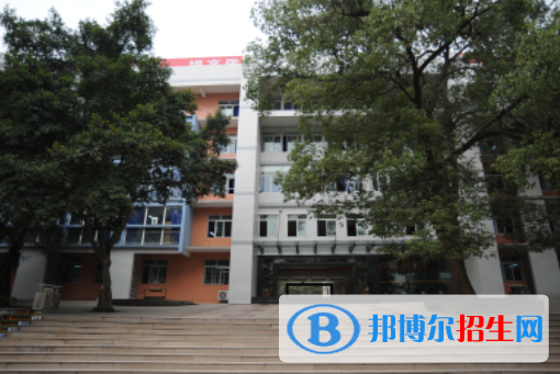 重慶2022年男生在建筑學校學什么好