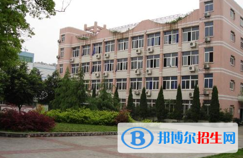 重慶2022年沒(méi)有畢業(yè)證可以讀建筑學(xué)校嗎