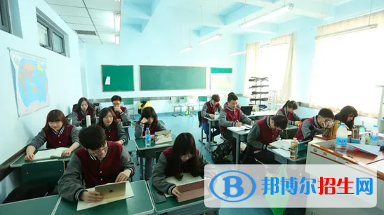 美國利弗莫爾國際學(xué)校高中部2022年入學(xué)條件