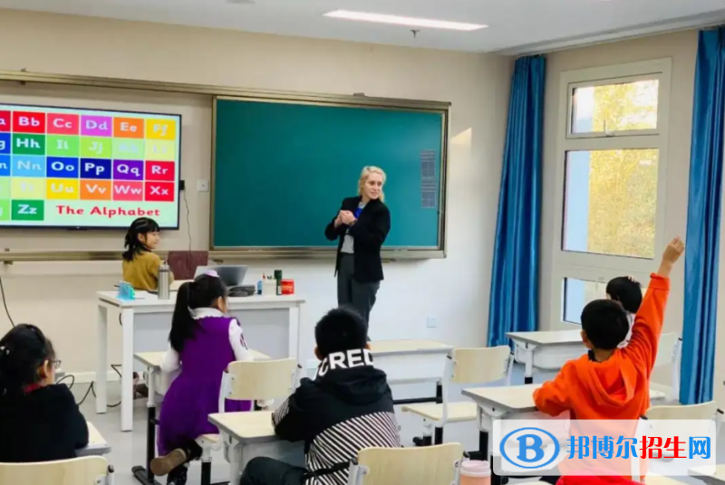 北京明誠(chéng)外國(guó)語(yǔ)學(xué)校高中部2023年入學(xué)考試
