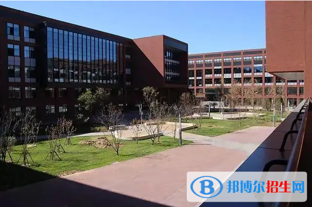 北京樂成國際學校高中部2023年入學考試