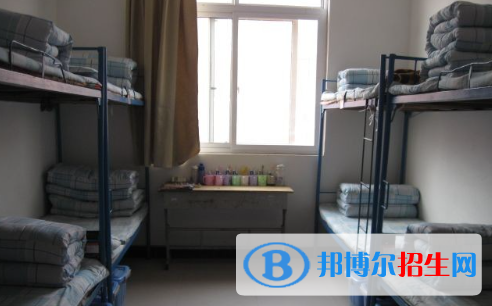 湘陰縣第一職業(yè)中等專業(yè)學(xué)校2022年宿舍條件