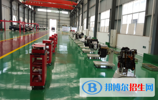 長(zhǎng)沙高級(jí)技工學(xué)校2022年招生辦聯(lián)系電話