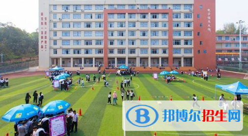 廣東省工商高級技工學(xué)校2022年學(xué)費(fèi)、收費(fèi)多少