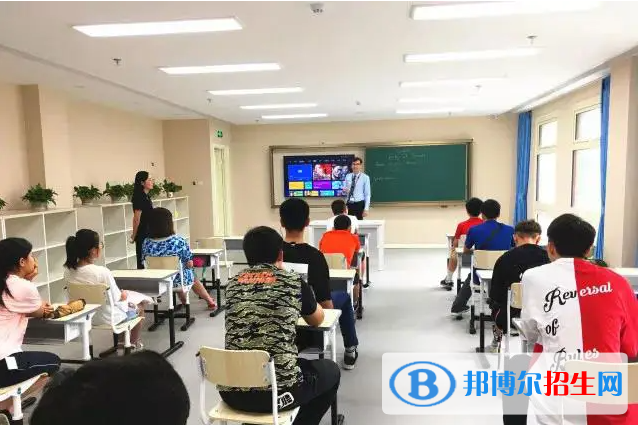 北京明誠外國語學(xué)校初中部2023年入學(xué)條件