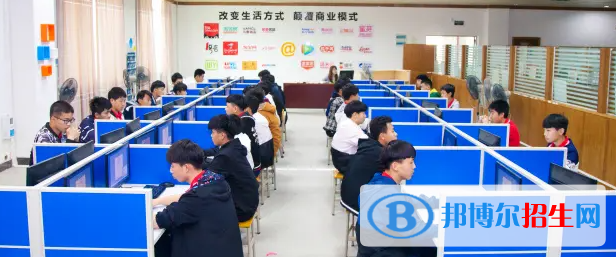 廣東2023年汽修學(xué)校讀出來(lái)是什么文憑
