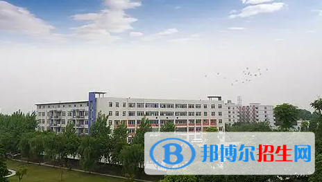 成都2023年鐵路學(xué)校哪個比較好