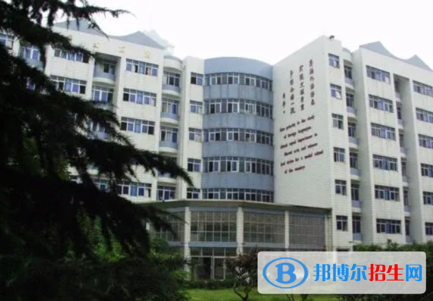 武漢外國語學(xué)校2023年學(xué)費標(biāo)準(zhǔn)