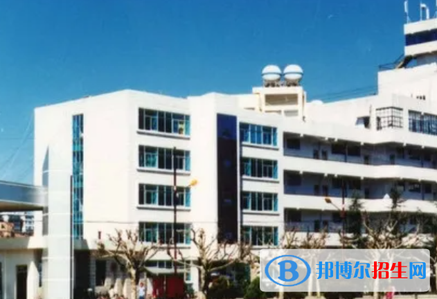 云南2023年讀衛(wèi)校能考大學嗎