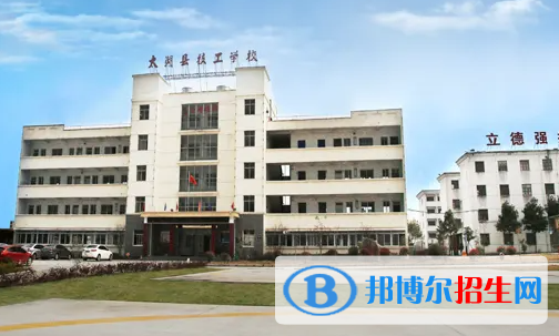 安徽2023年汽修學(xué)校與中專(zhuān)哪個(gè)好