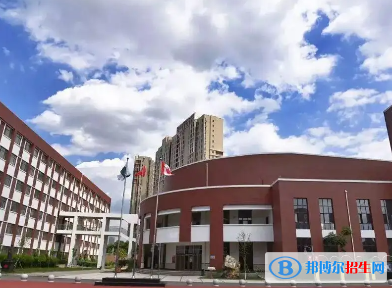 天津開發(fā)區(qū)國際學(xué)校初中部2023年學(xué)費標準
