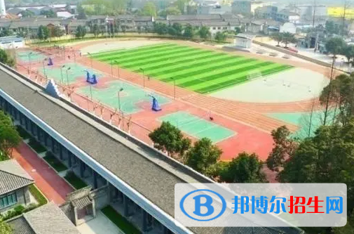 成都孔裔國際公學(xué)初中部2023年課程體系