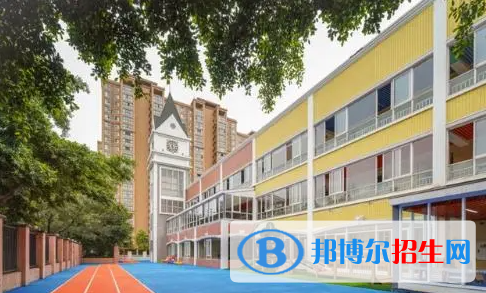 牛津國(guó)際公學(xué)成都學(xué)校初中部靠譜嗎