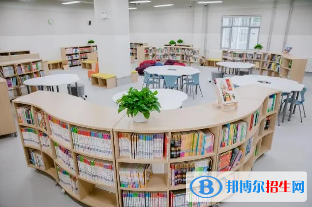 成都青苗國際雙語學(xué)校小學(xué)部2023年學(xué)費標(biāo)準(zhǔn)