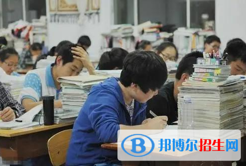 2022年湖北高考?？品?jǐn)?shù)線公布（普通類、藝術(shù)類、體育類）