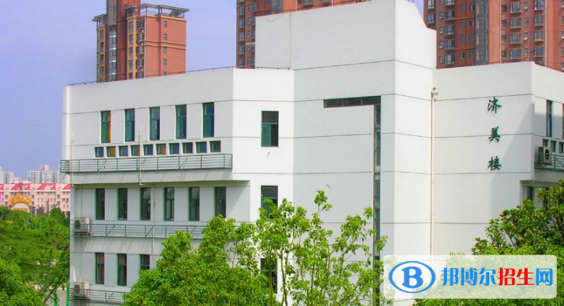 上海市建平中學2023年宿舍條件