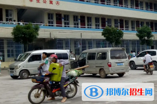 化州合江職業(yè)技術(shù)學(xué)校2023年報(bào)名條件、招生要求、招生對(duì)象
